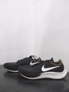 Sepatu Running Nike zoom pegasus 37