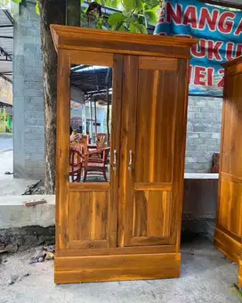 MEBEL KAYU ALMARI/ LEMARI PAKAIAN