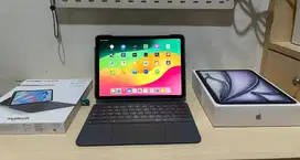 Ipad Air 11 Inch (M2) Wifi 256GB + Keyboard Logi