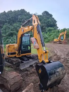 Excavator CAT305.5E2 th 2018 (Impor th 2024) HM 1800 harga 425jt NEGO