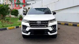 Toyota Fortuner VRZ 2.8 GR Sport Diesel Facelift 2024 Like New Garansi