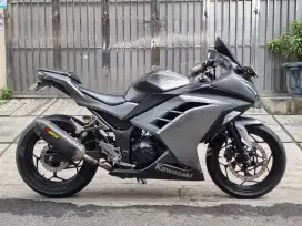 Kawasaki Ninja 250fi 2013 km14.000 asli grey 250 fi