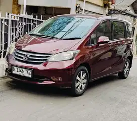 Honda Freed 2011 Bensin