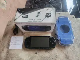 Playstation Portable PSP Fat 1000 8GB Black Fullset 06