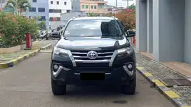 Toyota Fortuner 2.7 SRZ Bensin AT 2018 Like New Super Antik Low KM 9Rb
