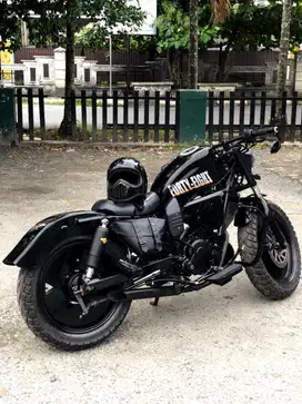 Yamaha Bobber custom