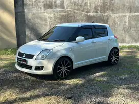 Suzuki Swift 2011 Bensin