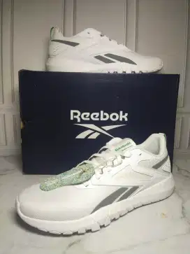 REEBOK FLEXAGON ENERGY TR 4 - MEN - SIZE 44 EUR