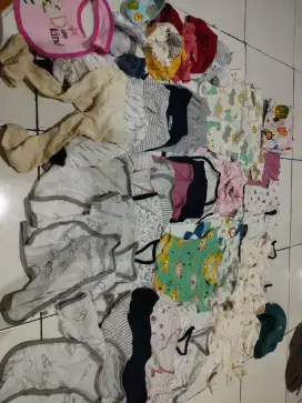 1 set Baju bayi perempuan lengkap