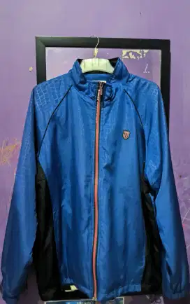 Jaket brand K-Swiss