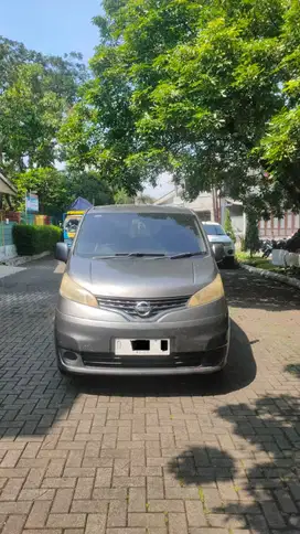 NISSAN EVALIA 1.5 SV BENSIN M/T MANUAL