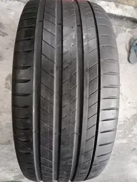 Michelin lattitude sport 255 55 R18