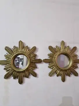 Pajangan kaca rumah