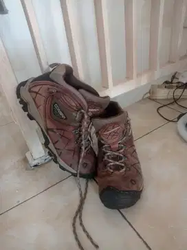 Sepatu Trekking Consina Mustang Brown