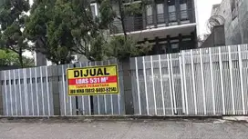 RUMAH DIJUAL Lokasi Strategis