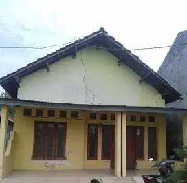 Dijual Rumah Beserta Tanahnya