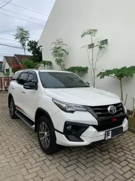 Fortuner 2.4 VRZ TRD Sportivo Diesel Solar Matic 2016 All New AT GR MT