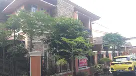 DIJUAL RUMAH MEWAH KOMPLEK KEDAMAIAN PERMAI II PALEMBANG