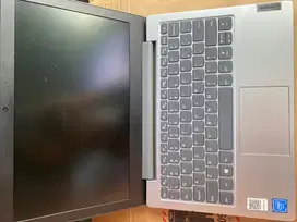 Laptop Lenovo + Windows