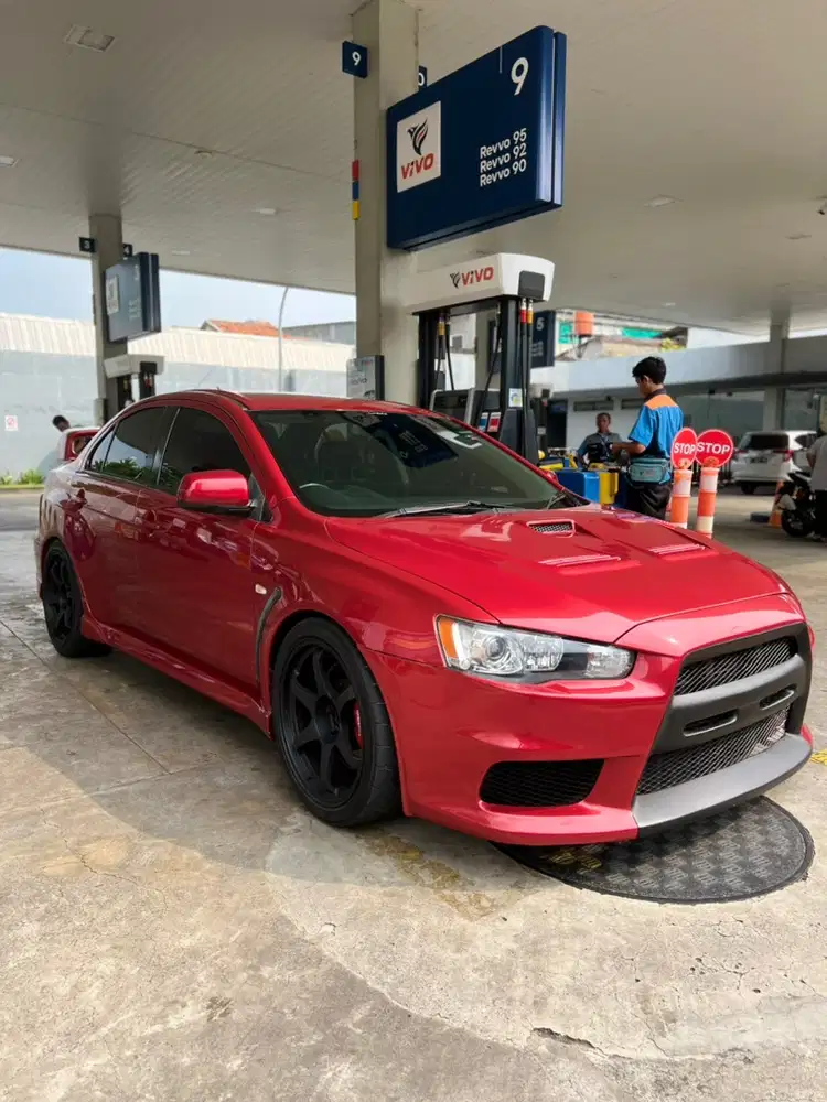 Mitsubishi Lancer Evo X 2013