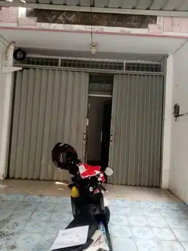 ANA RUMAH UK 4.5X18M DI PINGGIR JALAN RAYA JELAMBAR