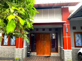 Rumah kontrakan untuk kantor