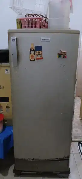 Kulkas 1 pintu, BU dijual cepat