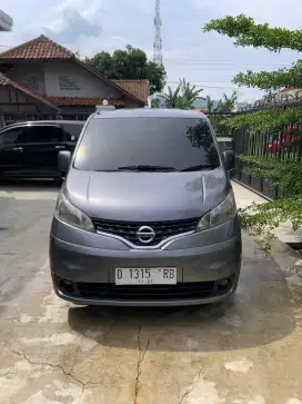 nissan evalia xv