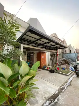 Kanopi atap rangka baja ringan