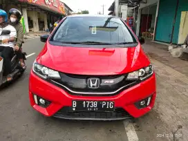 jazz RS autometic 2017 merah