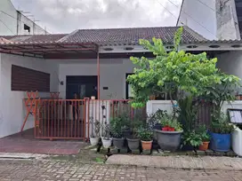 Dijual Rumah Murah dalam Komplek dekat Akses Tol Pondok Melati Bekasi