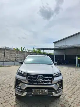 VRZ 2022 GR 2.8 diesel matic. Km 32rb