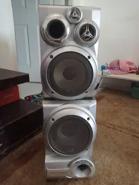 Speaker dan Subwoofer pasif JVC