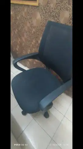 Kursi Kantor Bekas