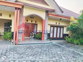 Rumah Besar Suasana Tenang Dekat Wisata Candi Singosari