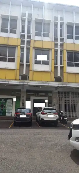 Ruko 3 Lantai di Komplek Ruko Emerald Summarecon Bekasi