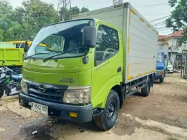 HINO DUTRO BOX 110 SDL THN 2013 engkek 4ban long sasis