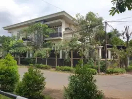 Dijual Rumah Mewah Komplek Bulog 2 Jatimelati Bekasi