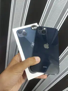 Iphone 13 128GB BH 100% resmi iBox SA/A 1HARI PAKE LIKE NEW.