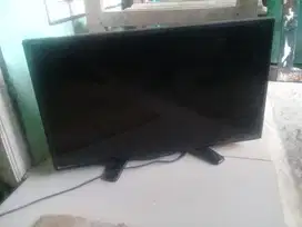 TV SHARP AQUOS 24 INCH Model LC-24LE170I