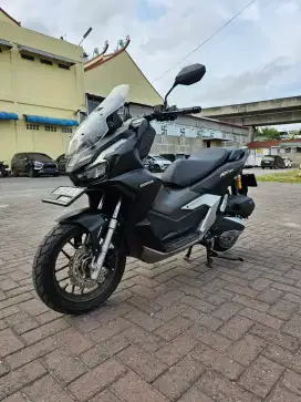 Honda ADV 160 ABS Hitam 2023