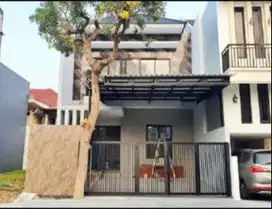 Dijual rumah Taman Mutiara Pakuwon City