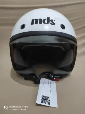 Helm MDS retro warna putih