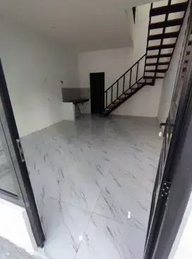 Disewakan Rumah/Kantor Babarsari Strategis Nyaman Aman