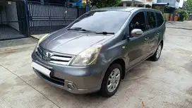 JUAL NISSAN GRAND LIVINA ULTIMATE 2012 ABU ABU METALLIC MILIK SENDIRI