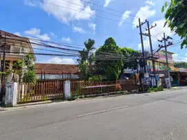 Rumah Strategis Area Poros Jl Cengkeh Kalpataru Suhat Lebar 24 mtr