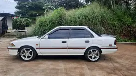 Toyota Corolla 1990 Bensin