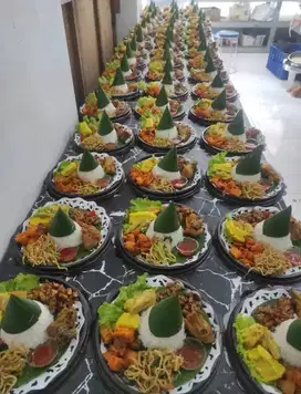 TUMPENG NASI KOTAK BOX PRASMANAN CATERING KATERING AQIQAH Free ongkir