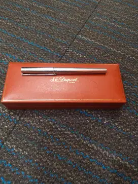 St Dupont pen original