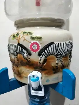 Guci air + penyangga+galon